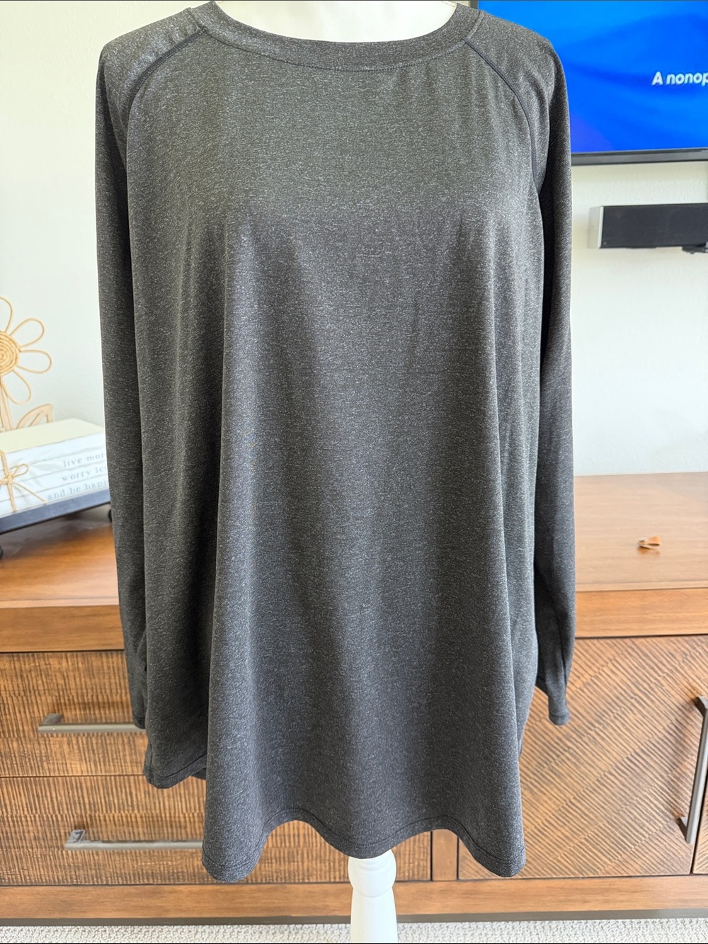 Athletic Top in Charcoal Gray